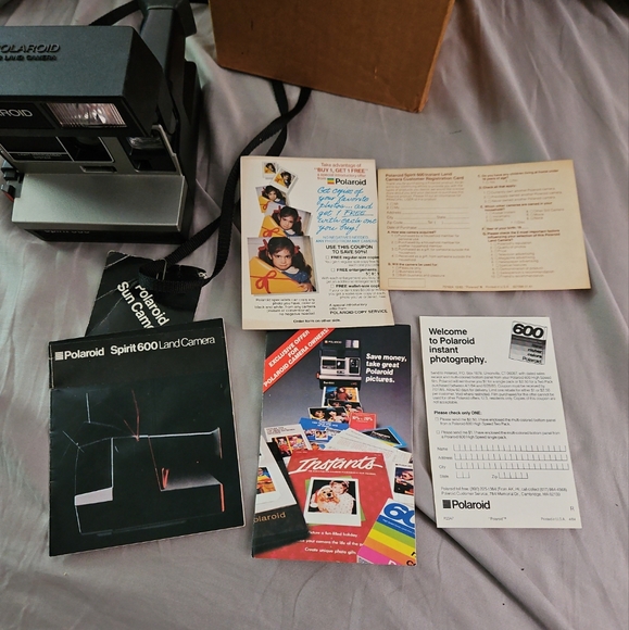 Polaroid LMS 600 Film Camera - Picture 8 of 8